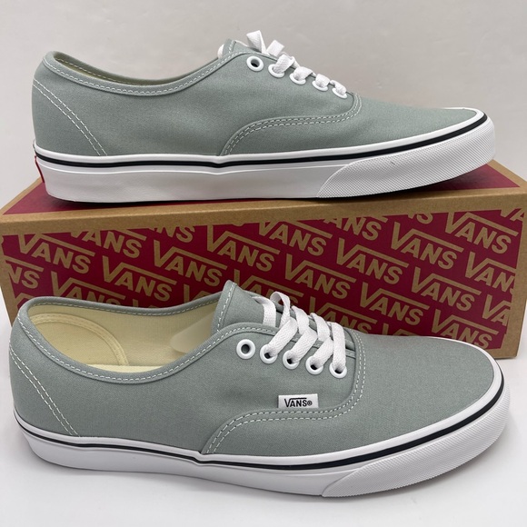 Vans Men’s Lt Gray Canvas Authentic Color Theory Pure Grey
VN000D7YEPO Sneakers - Picture 2 of 16